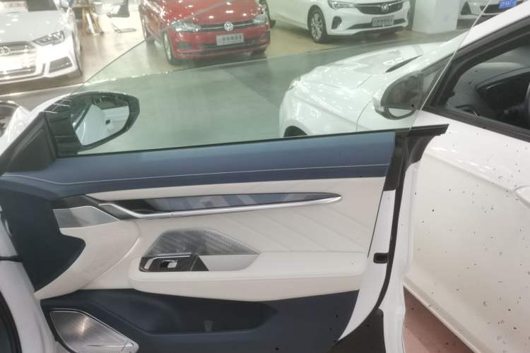 Used Zeekr 001 2022 Ultra-Long Range Single-Motor WE Version
