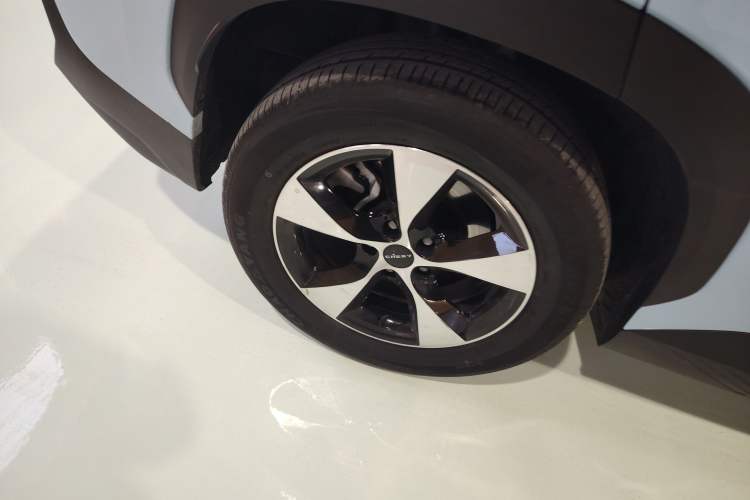 Used Chery New Energy eQ7 2025 512 km Free-Range Version