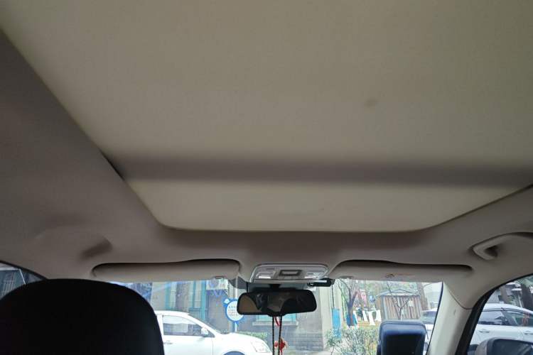 Used Geely Auto Emgrand X7 Sport 2016 1.8TD Automatic ZhiZun Version
