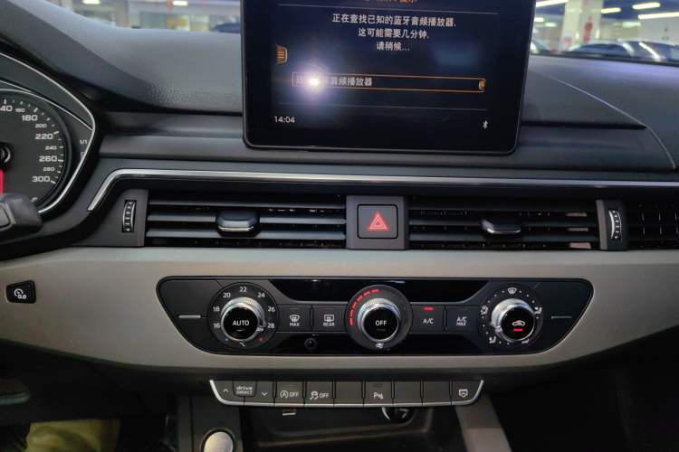 Used Audi A4L 2019 40 TFSI Ambition Version China V
