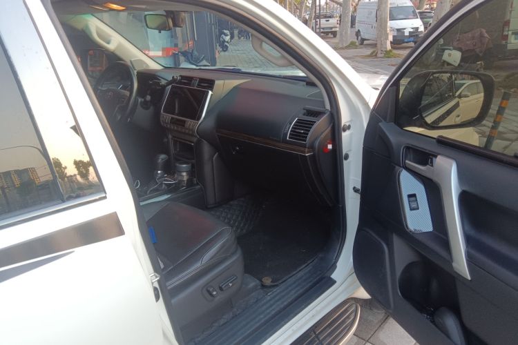 Used Toyota Prado 2018 3.5L Automatic TX-L NAVI with Rear-Mounted Spare Tire
