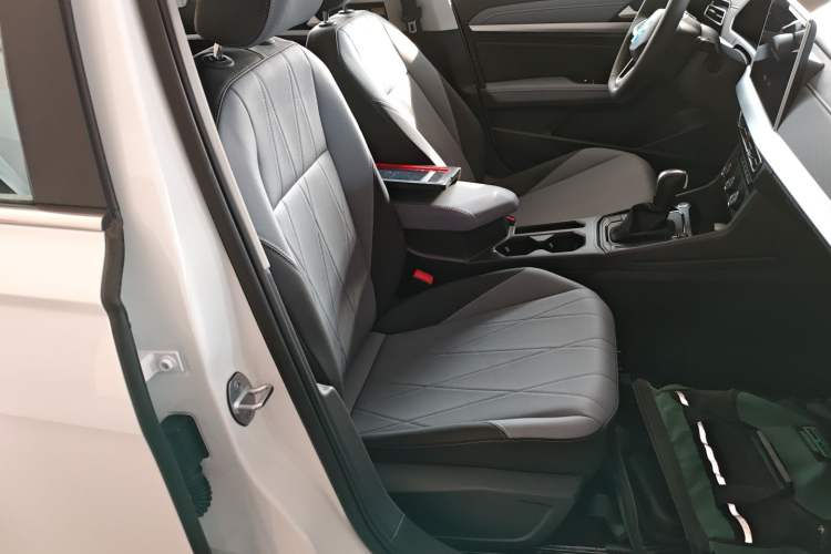 Used Volkswagen Lavida 2024 1.5L Automatic Starry Sky 5 Million Edition