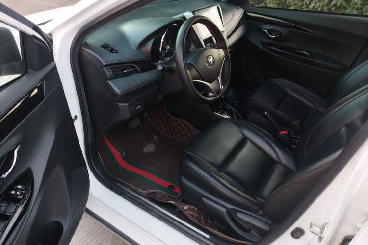 Used Toyota YARiS L 2021 X-Trail 1.5L CVT Luxury Edition