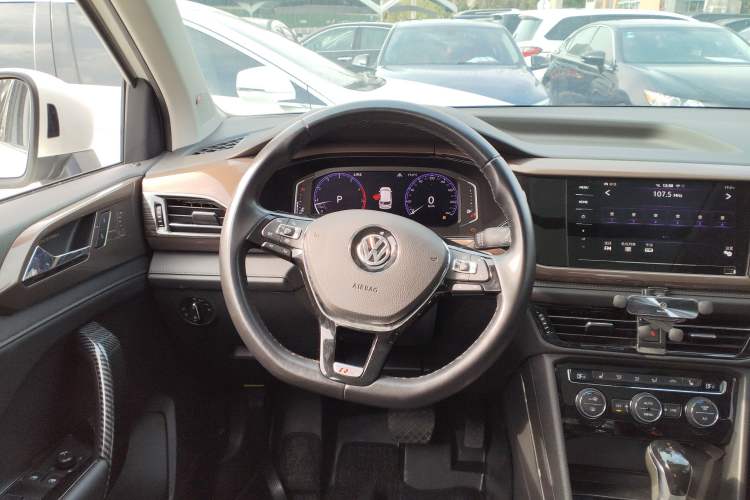 Used Volkswagen Tharu 2020 330TSI Four-Wheel Drive Flagship Version China VI Standard
