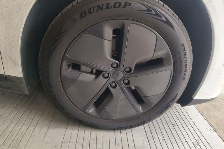 Used Li Auto Li Auto i6 2025 Model Two-Wheel-Drive Standard Type