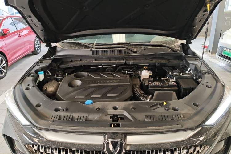 Used Changan X7 PLUS 2024 1.5T Automatic Luxury 7-Seater
