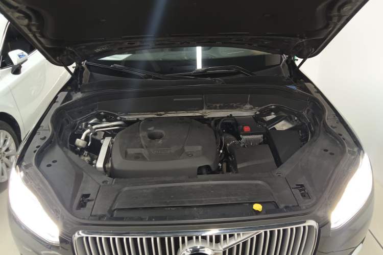 Used Volvo XC90 2019 T5 Zhiyi Edition 7-Seater China V Emission Standard
