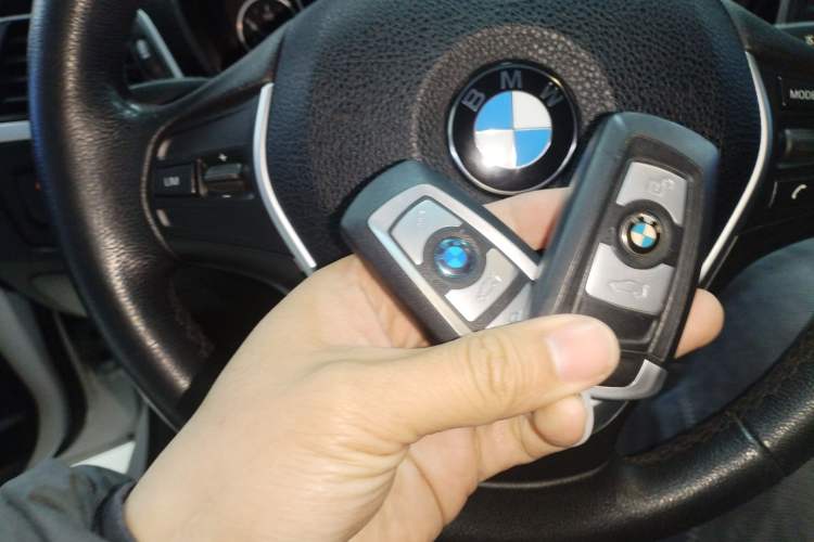 Used BMW 3 Series 2017 320Li Fashion Model
