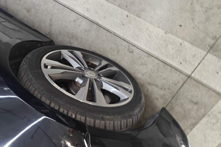 Used Mercedes-Benz E-Class 2015 Revised E 260 L Sporty and Stylish Edition
