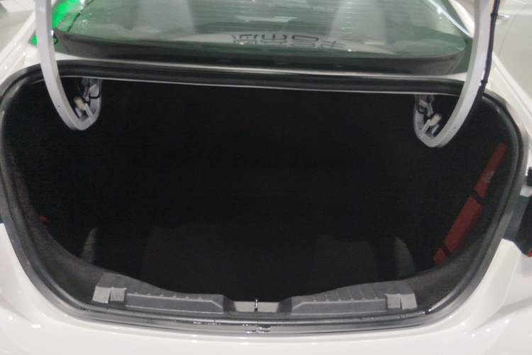 Used Ford Escort 2021 1.5L Automatic Diamond Edition
