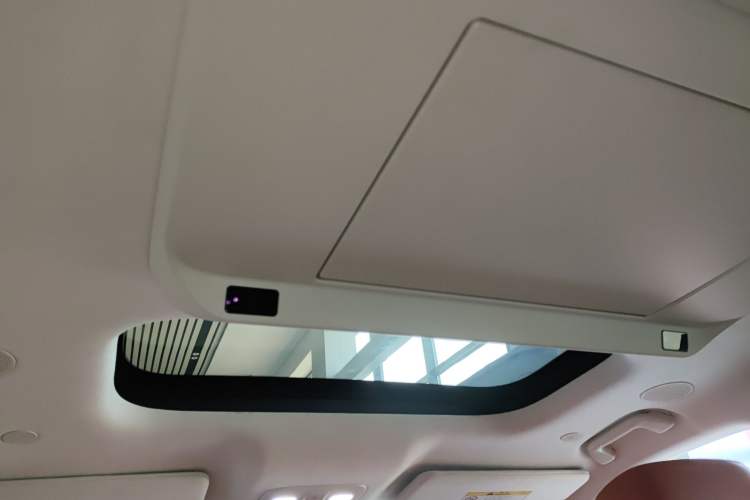 Used Wey Lanshan 2025 Four-Wheel Drive Ultra