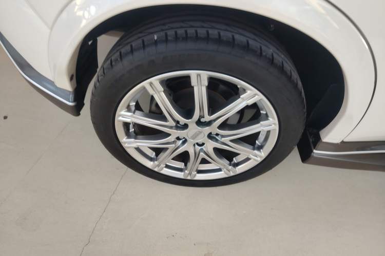 Used Infiniti ESQ 2014 1.6L Spontaneous Edition
