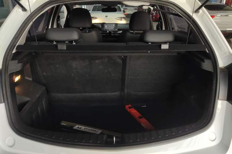 Used Geely Auto Vision X3 2021 PRO 1.5L CVT Deluxe Model