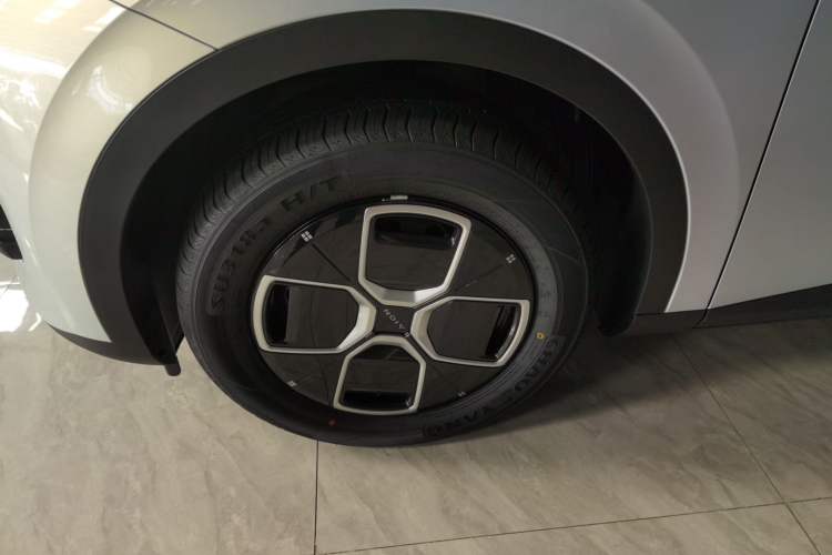 Used AION UT 2025 330 Starlight Edition
