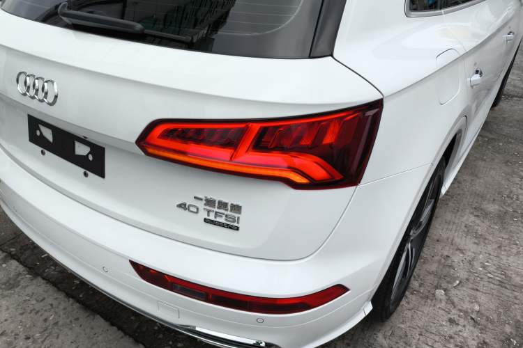 Used Audi Q5L 2020 Updated 40 TFSI Prestige Fashion Edition
