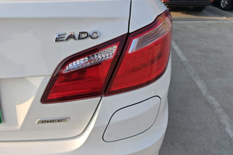 Used Changan Eado New Energy 2018 1.0T PHEV Navigation Model