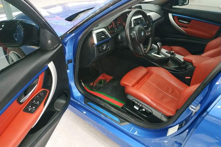 Used BMW 3 Series 2019 320i M Sport Package
