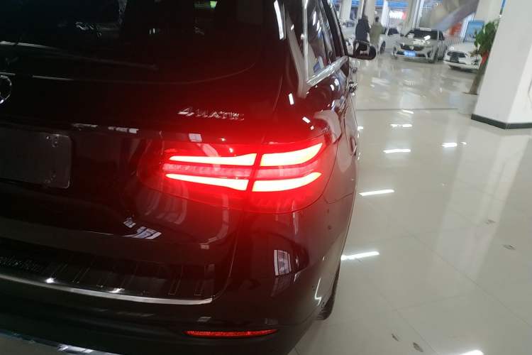 Used Mercedes-Benz GLC 2016 GLC 260 4MATIC Dynamic Edition