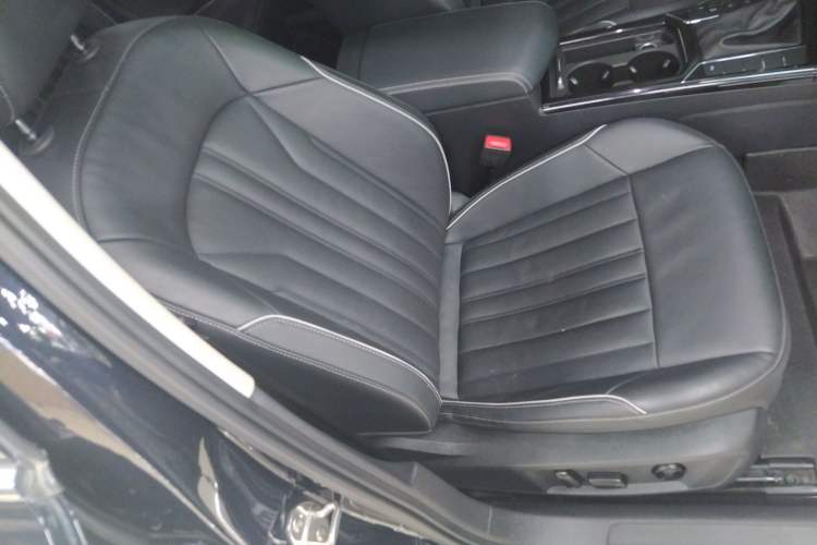 Used Volkswagen Passat 2023 330TSI Elite Edition