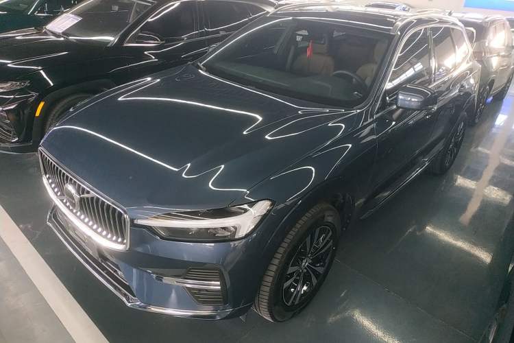 Used Volvo XC60 2024 B5 4x4 Smart Luxury Edition