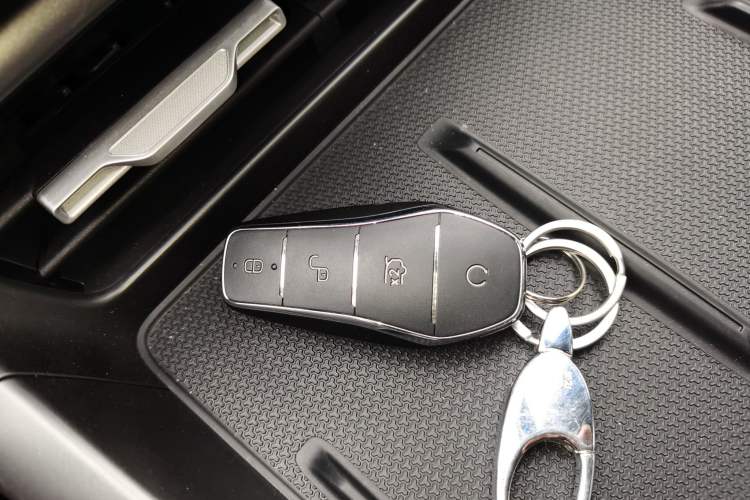 Used BYD Qin PLUS 2025 DM-i Smart Drive 55KM Leading Model