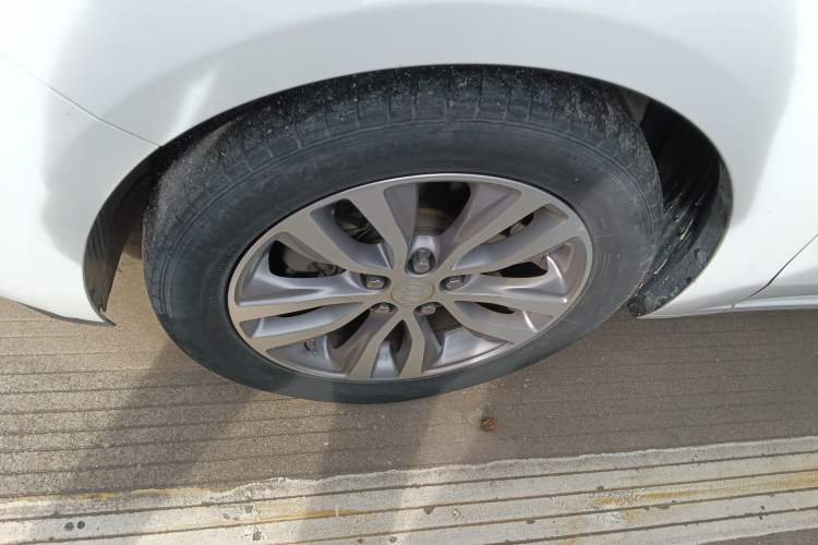 Used Buick GT 2019 18T Automatic Connected Elite Model China VI Standard
