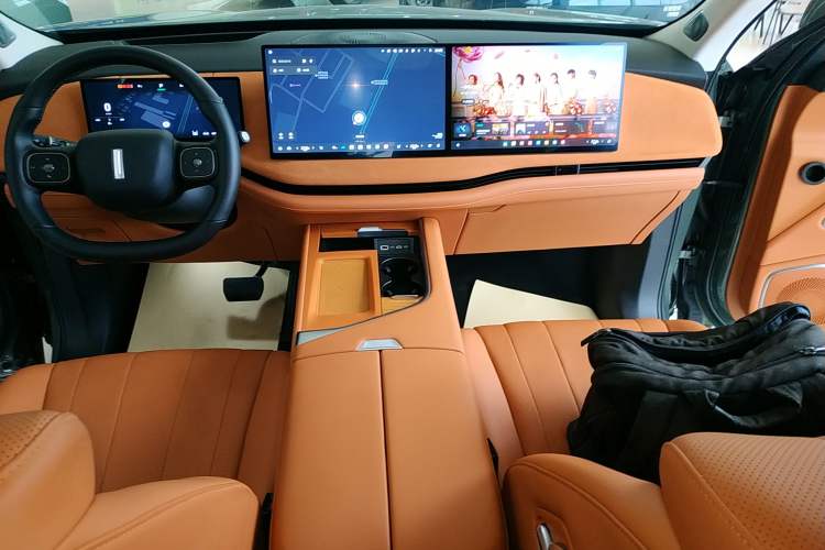 Used Wey Lanshan 2025 Four-Wheel Drive Ultra