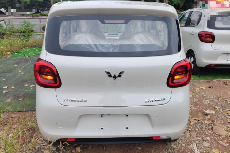 Used Wuling Hongguang MINIEV 2025 Four-Door Version Advanced Edition
