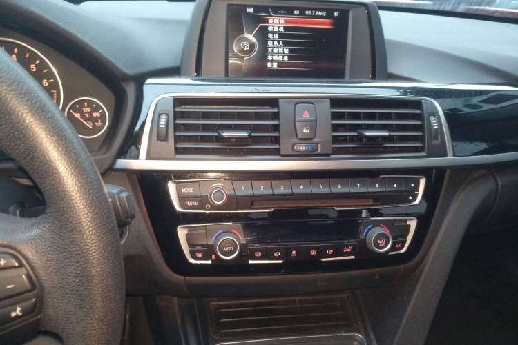 Used BMW 3 Series 2017 320Li Fashion Model