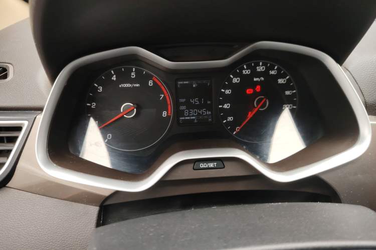 Used Baojun 310W 2017 1.5L Manual Comfort Model China V Standard