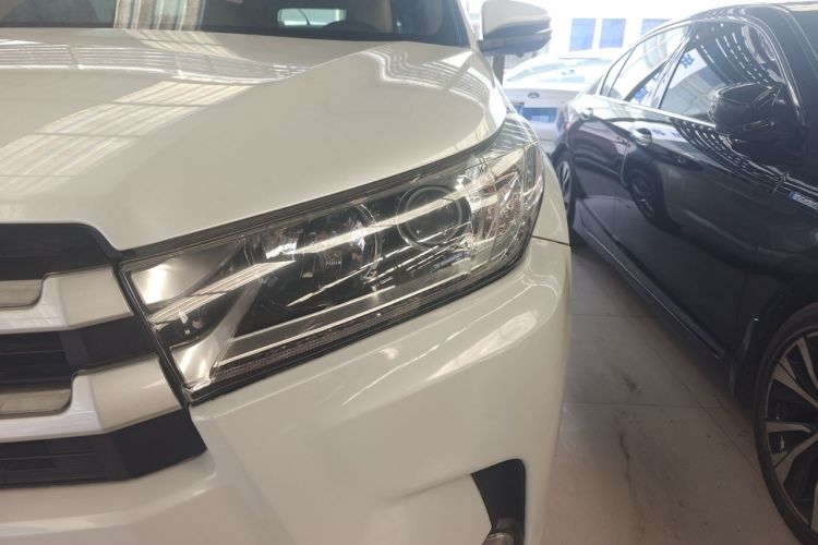 Used Toyota Highlander 2021 2.0T Four-Wheel Drive Elite Edition 7-Seater
