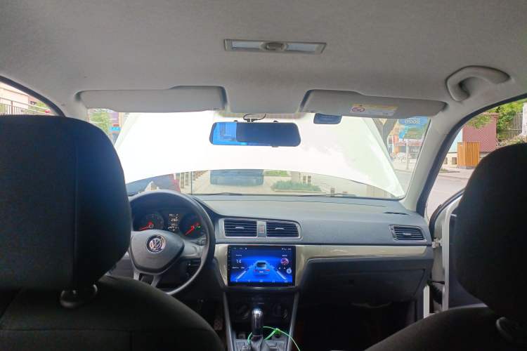 Used Volkswagen Lavida 2018 Classic 1.5L Automatic Fashion Edition China VI Standard
