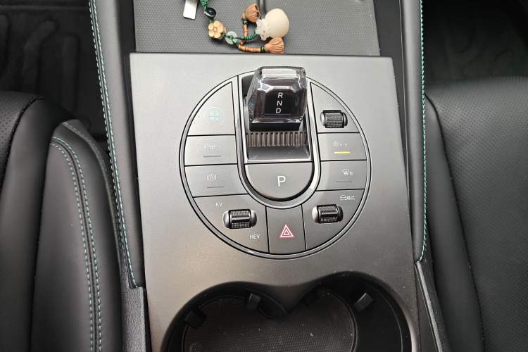 Used BYD Seal 06 New Energy 2025 DM-i Smart Drive 80KM Luxury Model
