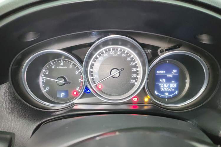 Used Mazda CX-5 2015 2.0L Automatic Two-Wheel Drive Urban Version
