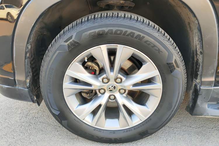 Used Toyota Highlander 2015 2.0T Four-Wheel Drive Elite Edition 7-Seater