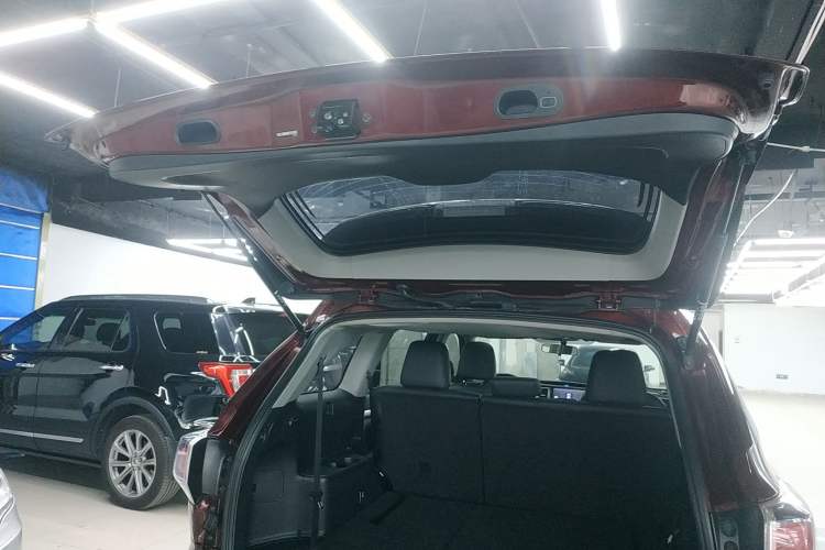 Used Toyota Highlander 2015 2.0T Two-Wheel Drive Luxury Edition 7 Seats
