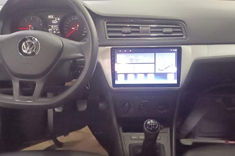 Used Volkswagen Lavida 2019 Lavida Start 1.5L Manual Fashion Edition China VI Standard
