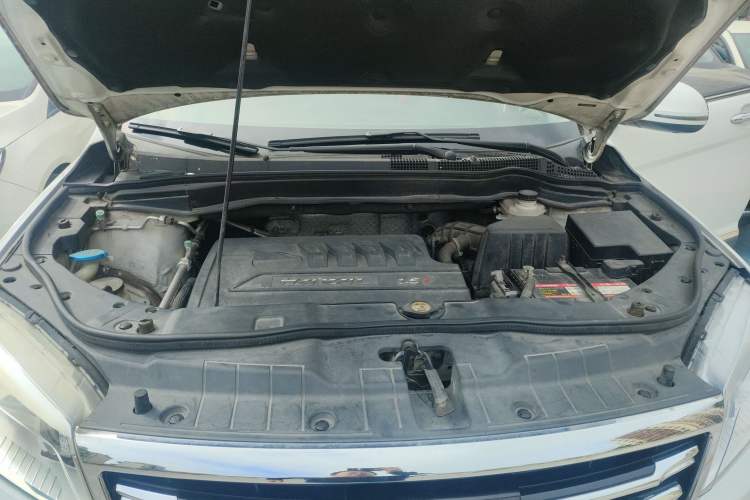 Used Haval H6 2015 Revised Version Sport Edition 1.5T Manual Transmission Two-Wheel Drive Elite Grade
