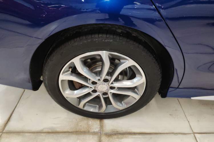 Used Mercedes-Benz C-Class 2015 C 200 L Sport Edition
