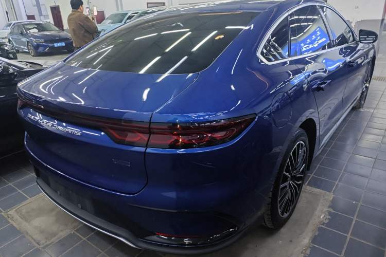 Used BYD Han 2022 DM-i 121KM Luxury Model