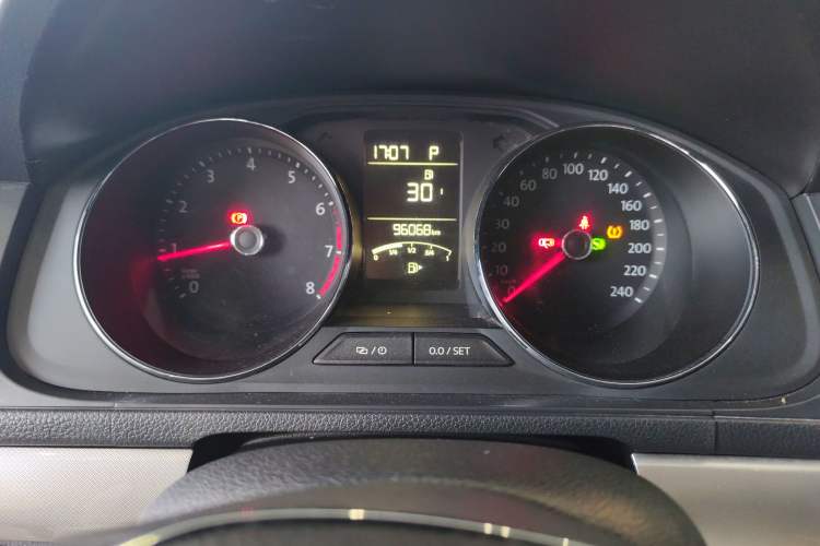 Used Volkswagen Lavida 2017 1.6L Automatic Comfort Edition