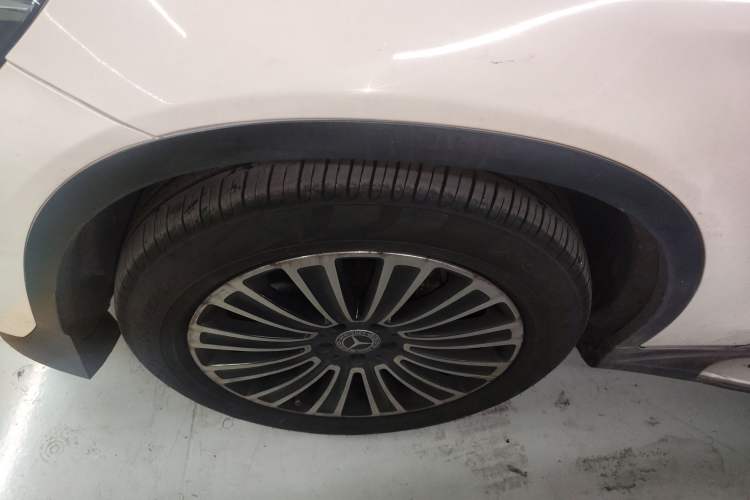 Used Mercedes-Benz GLC 2019 GLC 260 L 4MATIC Dynamic Model