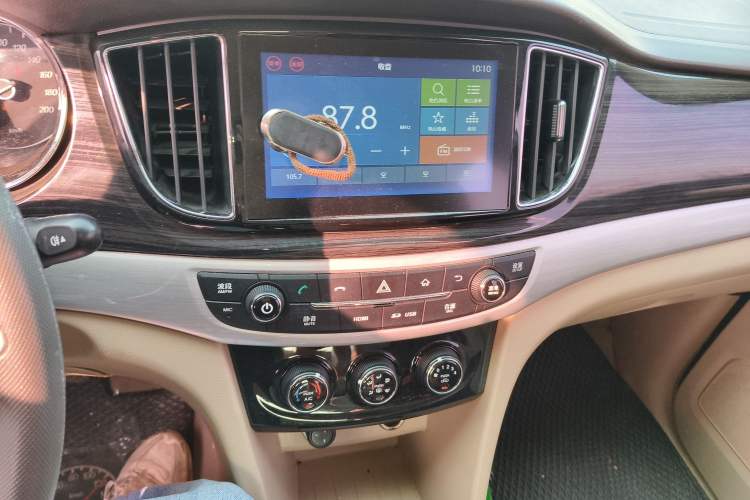 Used Baojun 730 2016 1.5L Manual Comfort Version 7 Seats China V Emission Standard