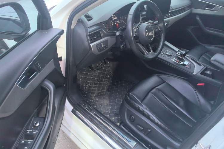 Used Audi A4L 2019 40 TFSI Ambition China VI