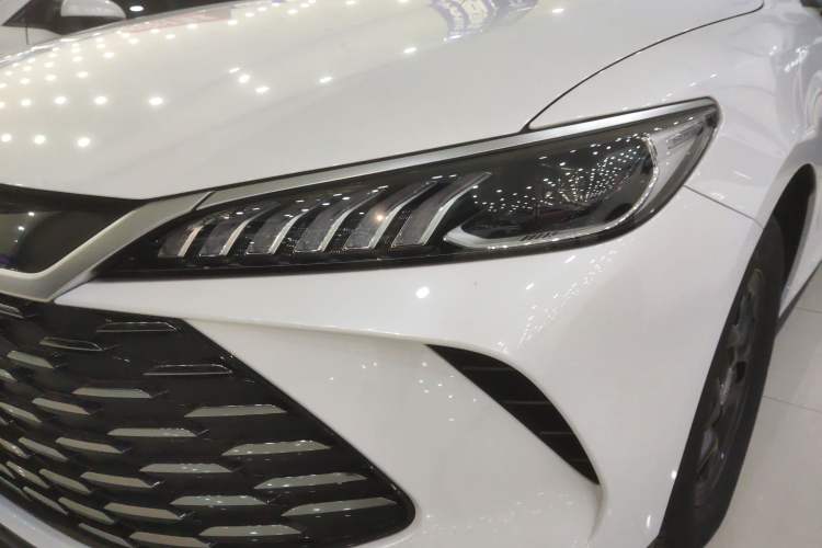 Used BYD Qin PLUS 2025 DM-i Smart Drive 55KM Leading Model