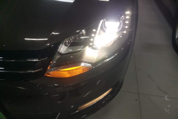 Used Volkswagen Sharan 2016 380TSI Luxury 7-Seater
