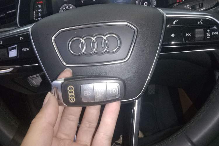 Used Audi A6L 2019 40 TFSI Luxury Prestige Edition
