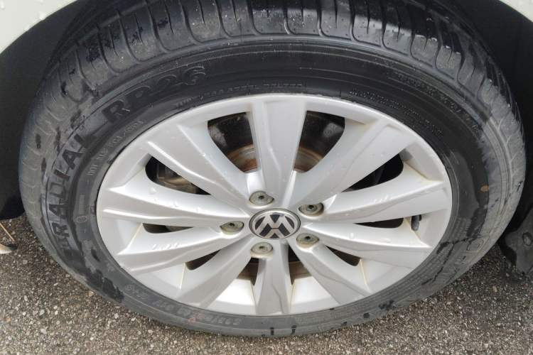 Used Volkswagen Sagitar 2014 Revised Version 1.6L Automatic Leading Edition
