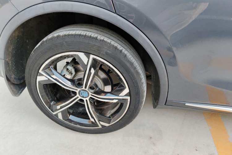 Used BYD Tang New Energy 2021 DM-i 112KM Prestige Model
