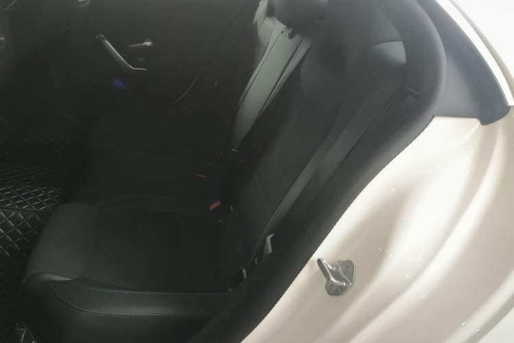 Used Mercedes-Benz CLA 2022-Year Updated CLA 200
